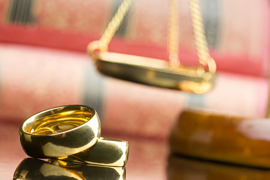 Divorcios por Publicaciones por la Prensa